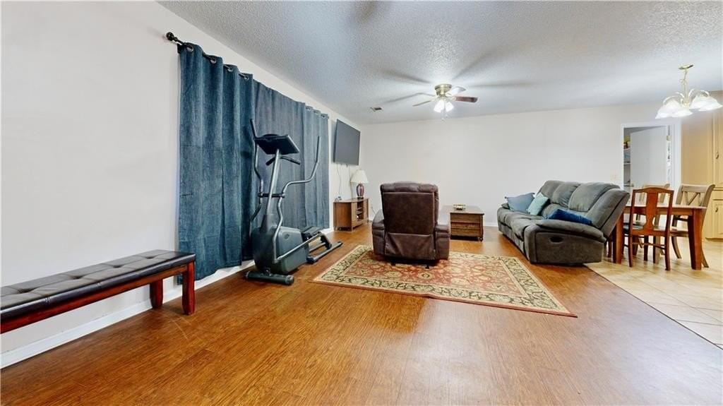 131 Fawn Ln - Photo 4 of 50