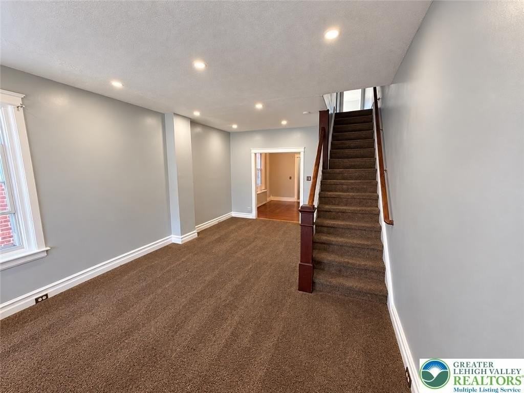 1120 S 10th St - Photo 5 of 33
