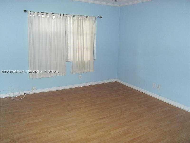 3129 Oakland Shores Dr #A104 - Photo 4 of 10