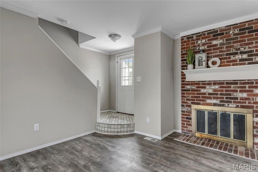 176 Pheasant Point Blvd - Photo 2 of 35