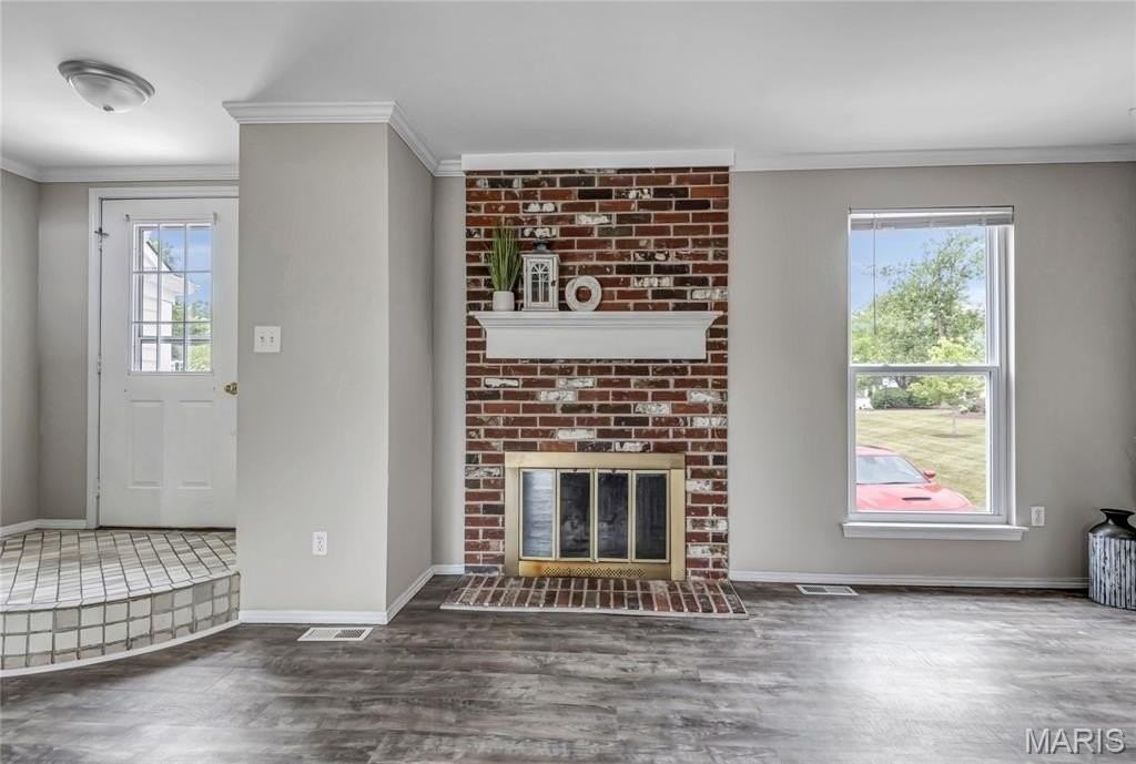176 Pheasant Point Blvd - Photo 3 of 35