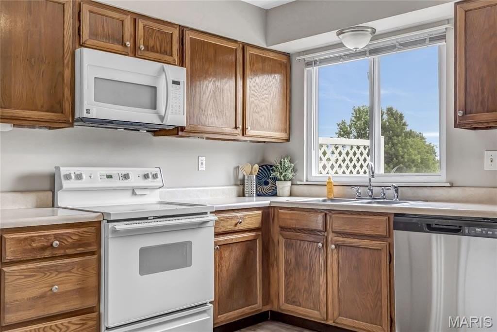 176 Pheasant Point Blvd - Photo 6 of 35