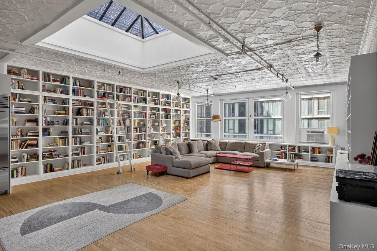 143 W 27th St #PH - Photo 2 of 14