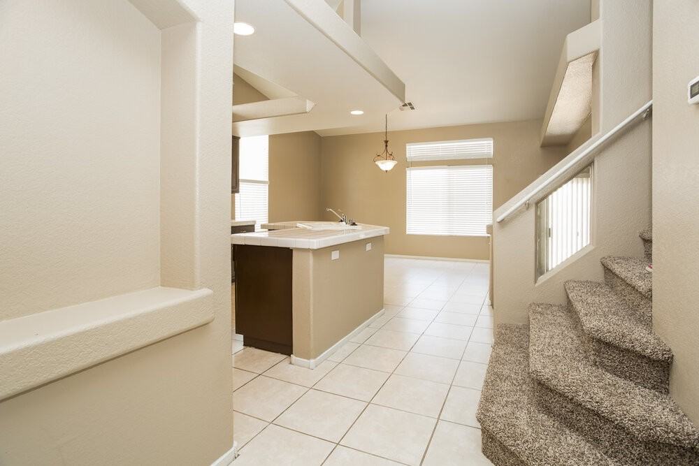 8712 Country Pines Ave - Photo 4 of 17