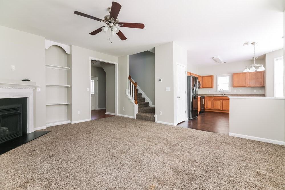 180 Hutson Ln - Photo 6 of 17