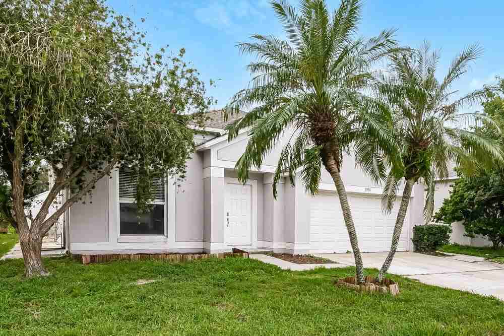 11950 Redbridge Dr - Photo 3 of 16