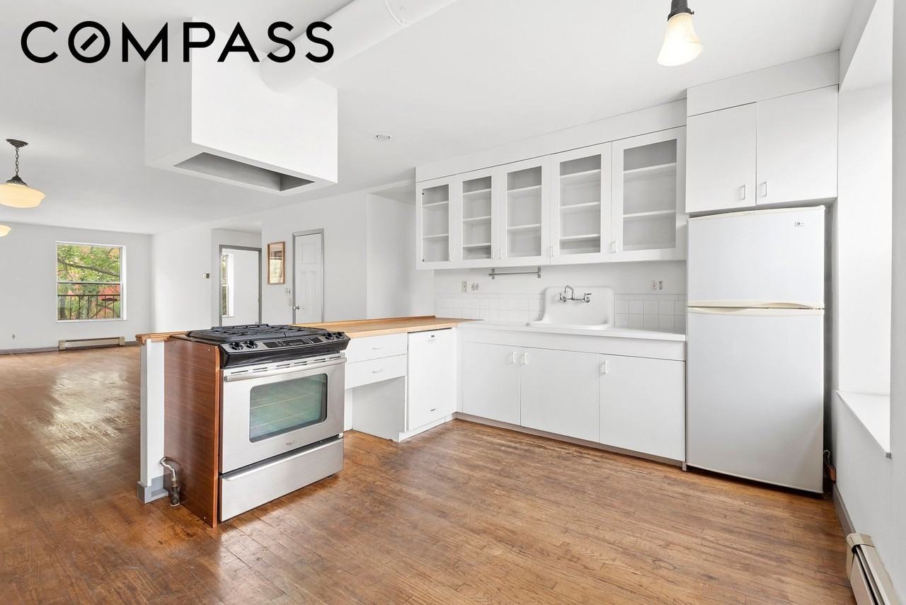 77 Gold St #2 - Photo 7 of 11
