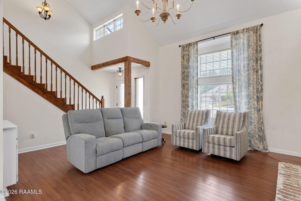 108 Lamas Cir - Photo 5 of 31