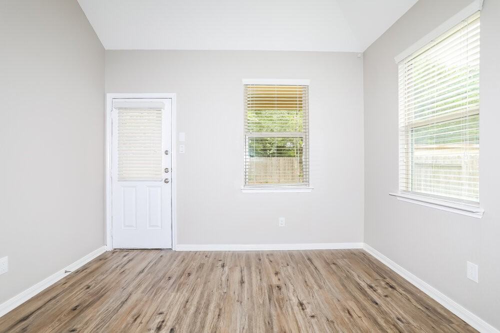11438 W Woodmark - Photo 3 of 16