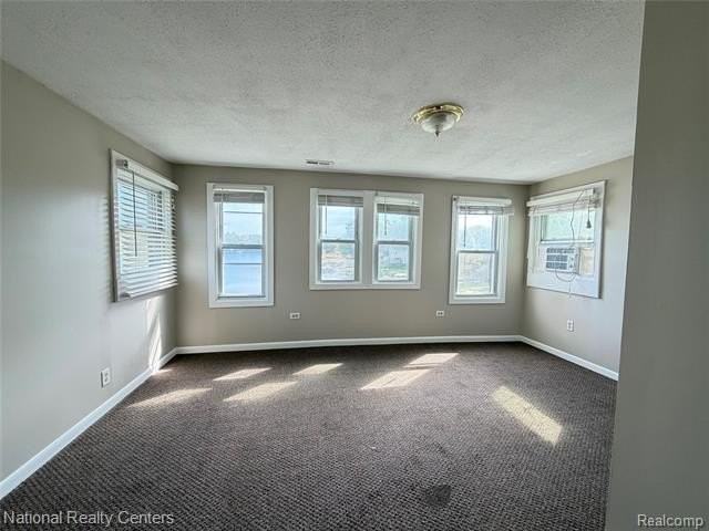 1349 #3 Beach Drive - Photo 7 of 17