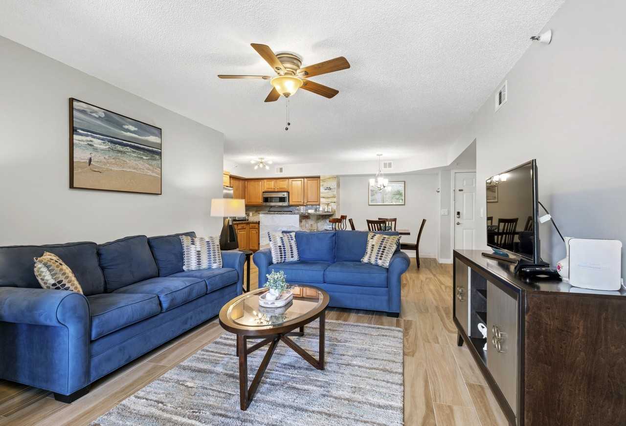 160 Yacht Club 206 Way - Photo 3 of 50