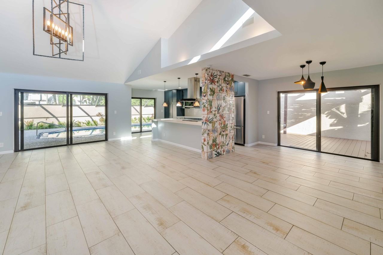 21356 Sonesta Way - Photo 5 of 32