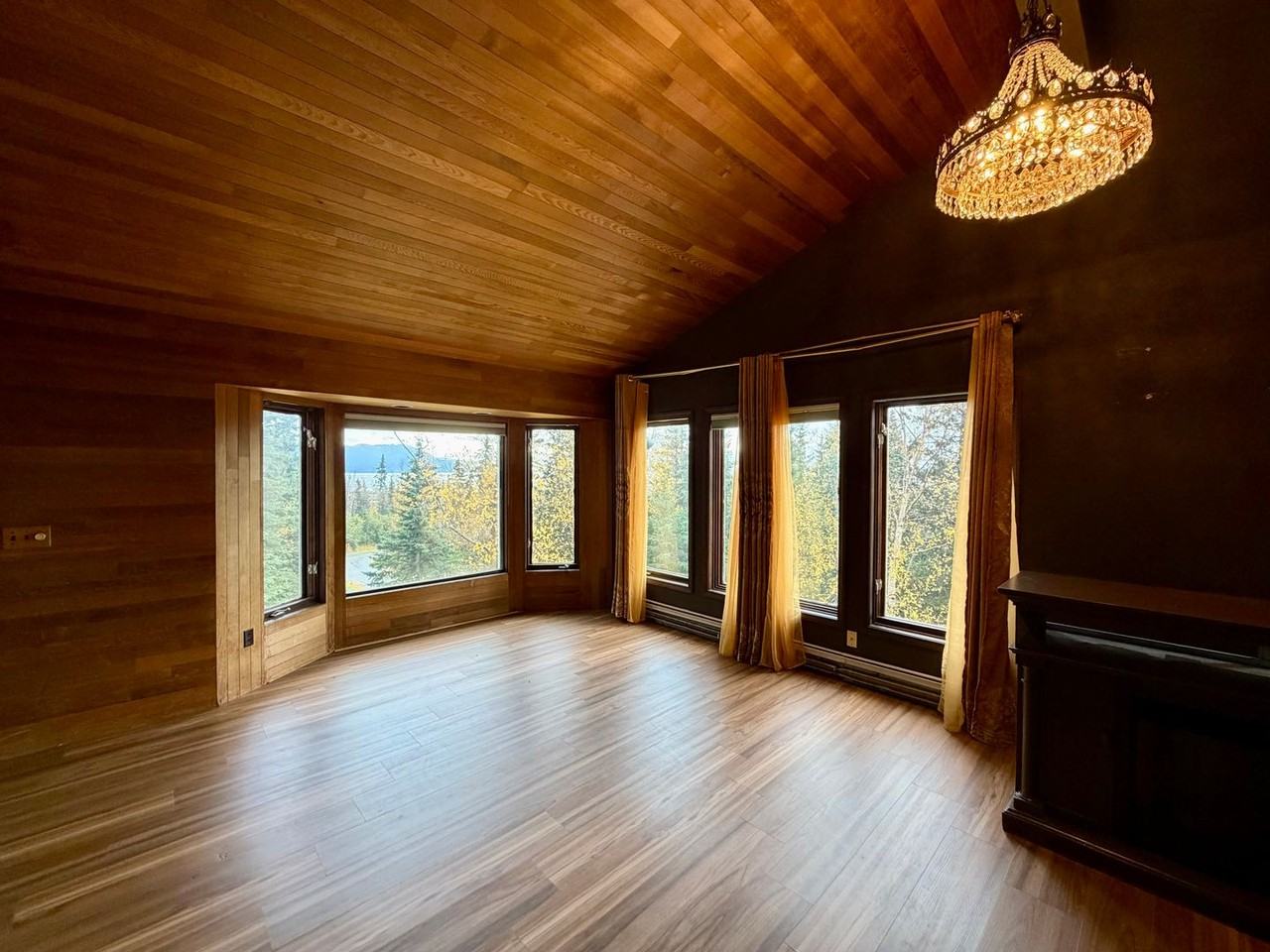 16201 Chasewood Ln - Photo 6 of 27