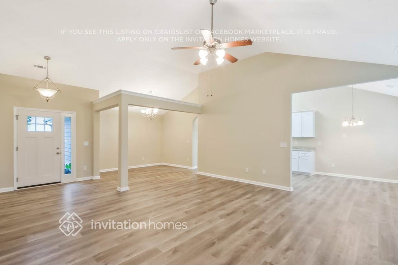 185 Stone Ridge Way - Photo 4 of 26