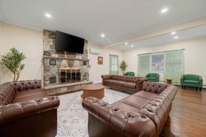 featured image of 824 Peenpack Trl