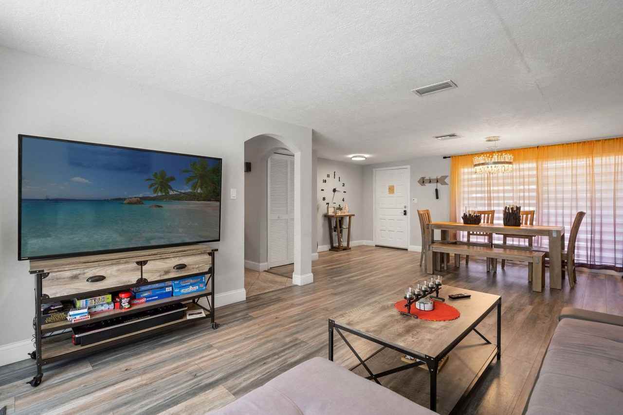 7240 Westwind Dr #1638037P - Photo 3 of 31