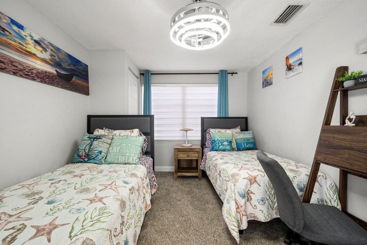 7240 Westwind Dr #1638037P - Photo 5 of 31