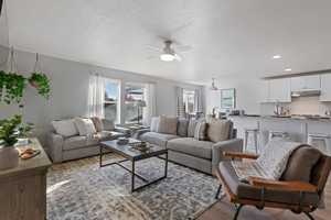 featured image of 171 E Red Rock St