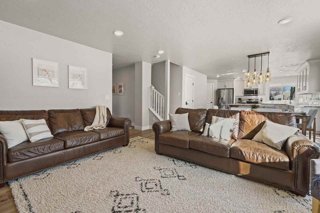 2549 W Tango Creek Dr #1638240P - Photo 6 of 46