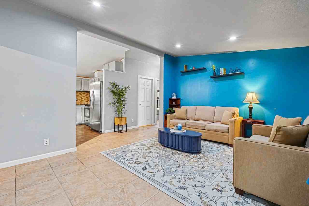 782 W Gina Dr #1638289P - Photo 2 of 38