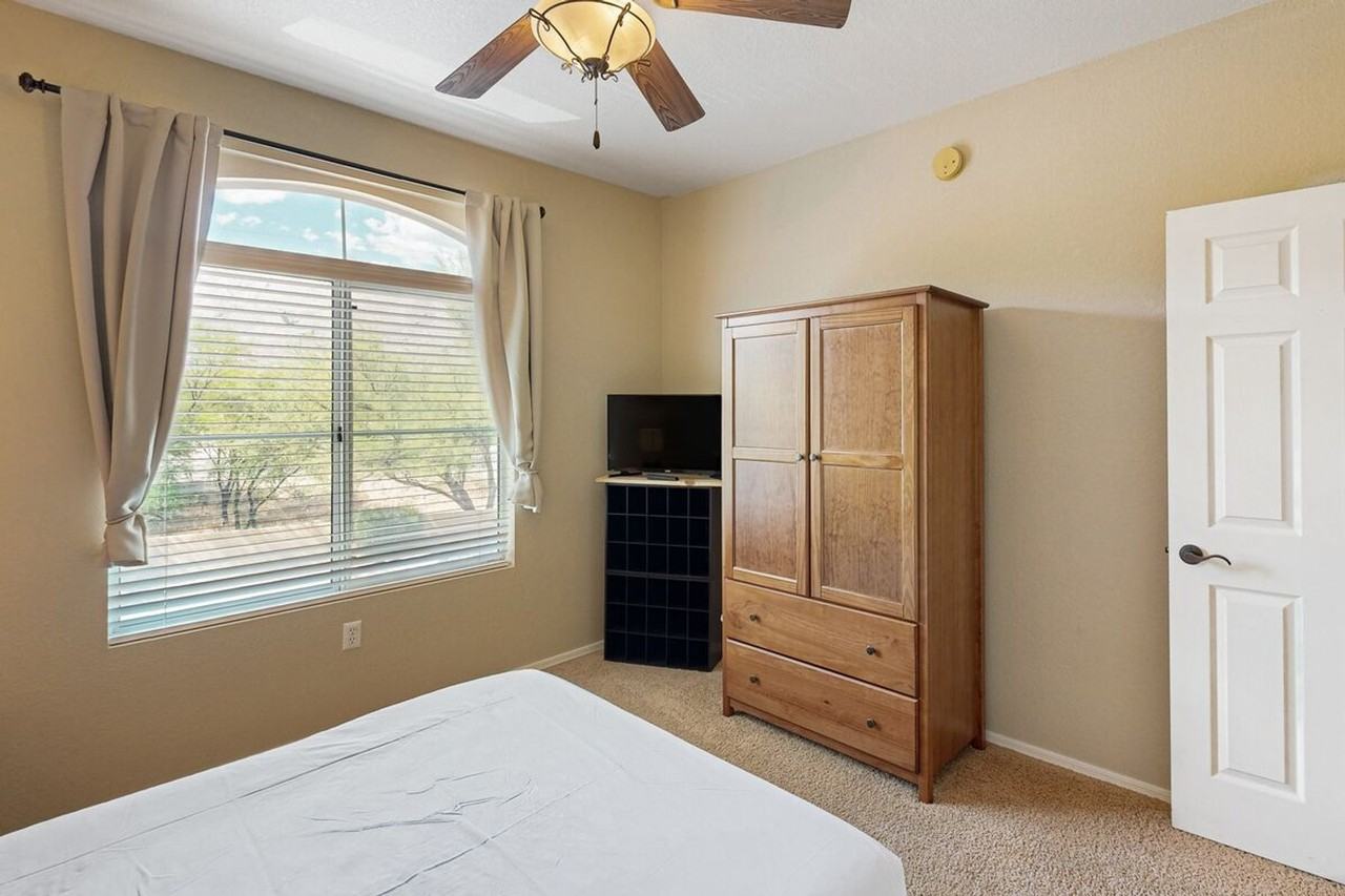 7050 E Sunrise Dr #1636653P - Photo 5 of 20