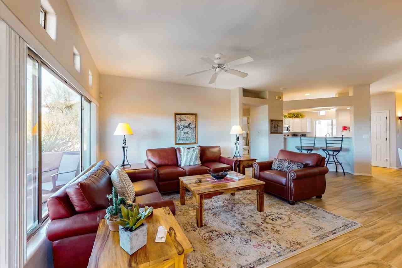 655 W Vistoso Highlands Dr #1636119P - Photo 2 of 27