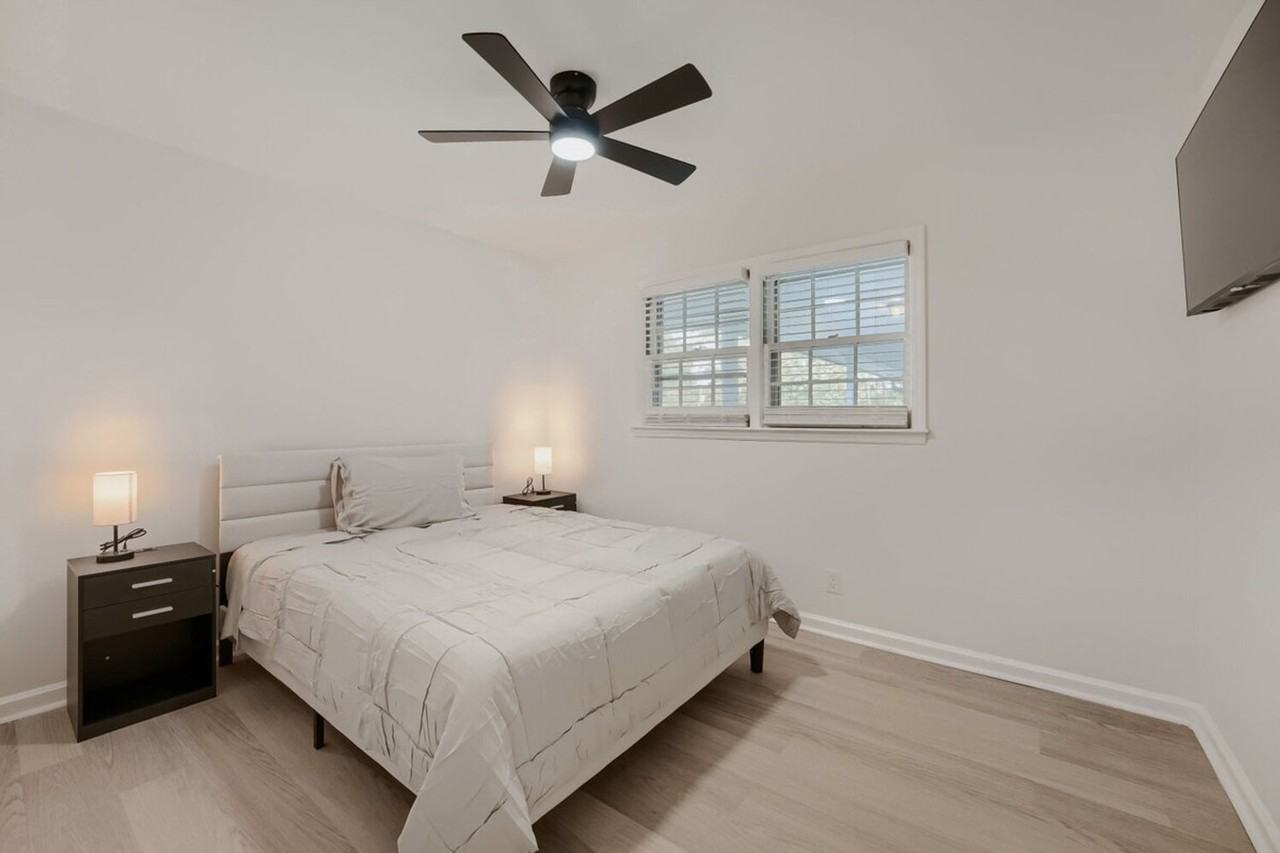 2832 Kingston Ter #1646077P - Photo 5 of 26
