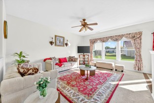 4663 Bayview Dr - Photo 1 of 1