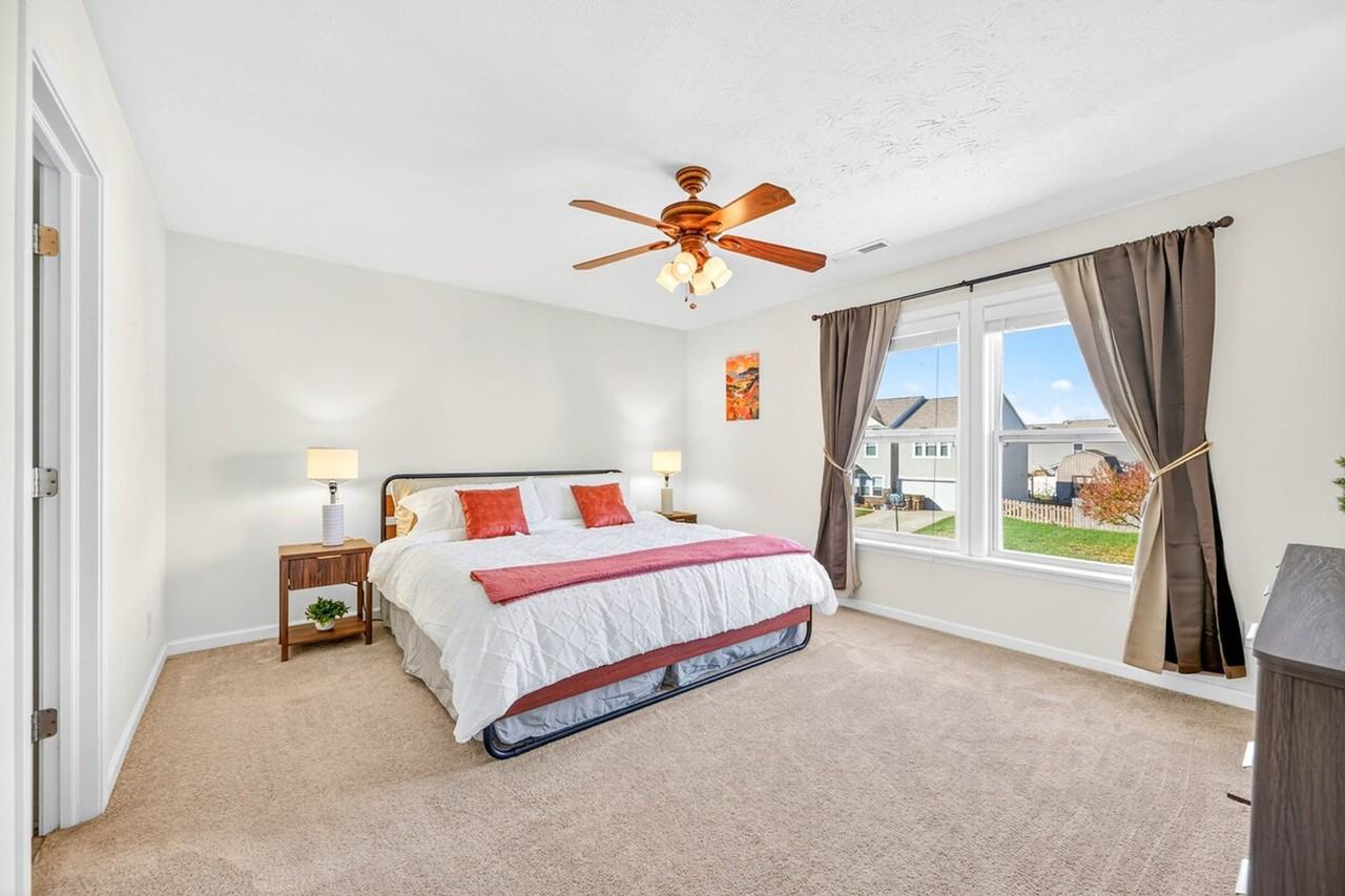 4663 Bayview Dr #1634355P - Photo 7 of 50