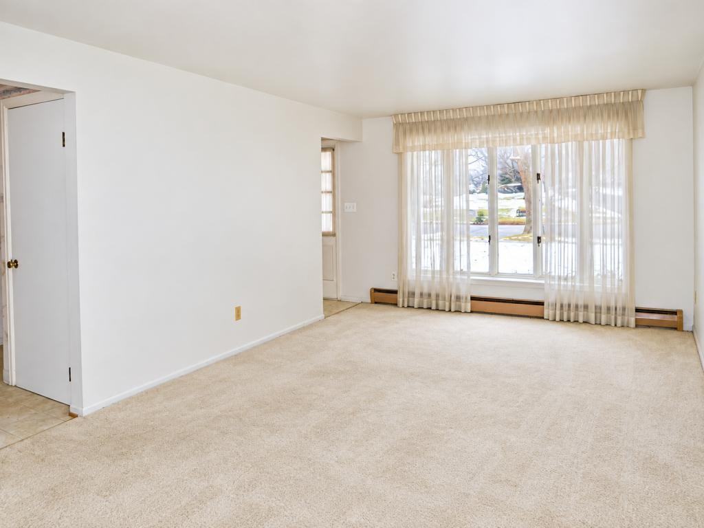 18 Ava Ln - Photo 7 of 22