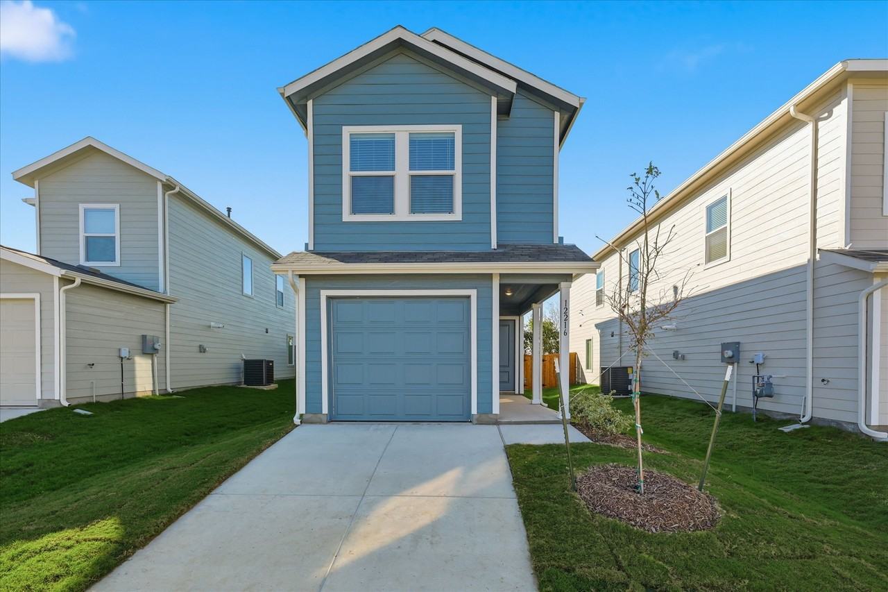 12216 Steeplechase Dr - Photo 2 of 18