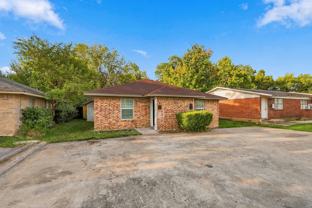 116 Maple St #A - Photo 1 of 1