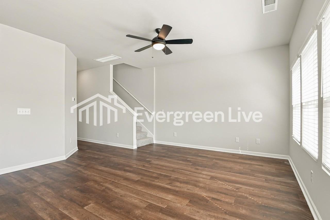 42 Tyler Cir - Photo 7 of 15