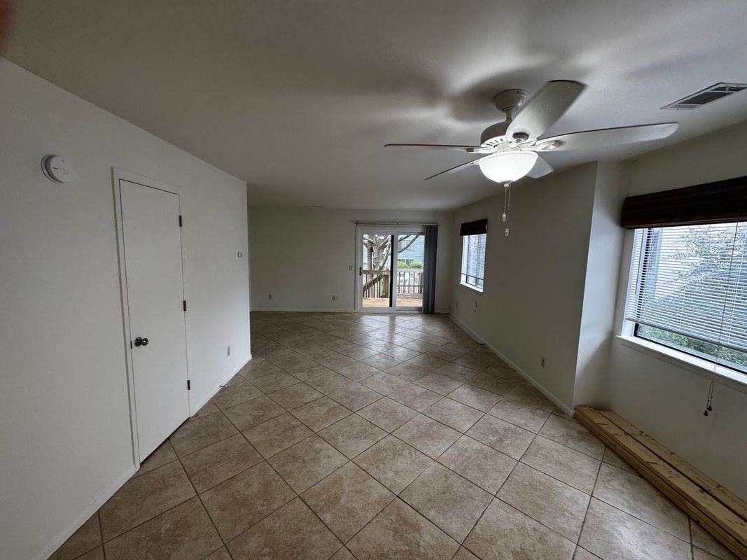 1140 Hidden Cove Dr - Photo 7 of 18