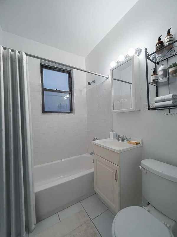 340 Park Ave - Photo 5 of 6