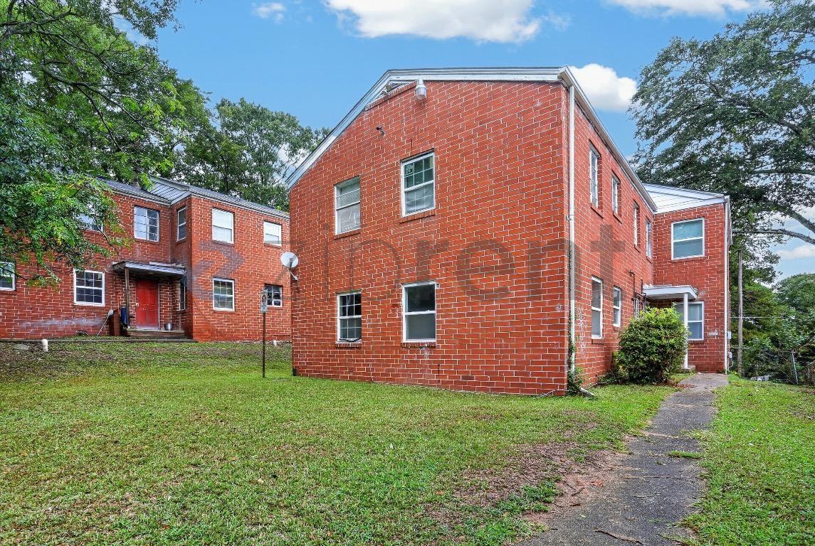 406 Tazor St Nw #2 - Photo 4 of 18