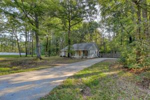 featured image of 1405 Kings Rd