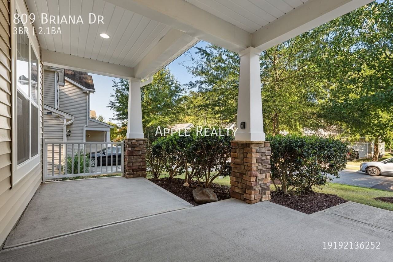 809 Briana Dr - Photo 2 of 21