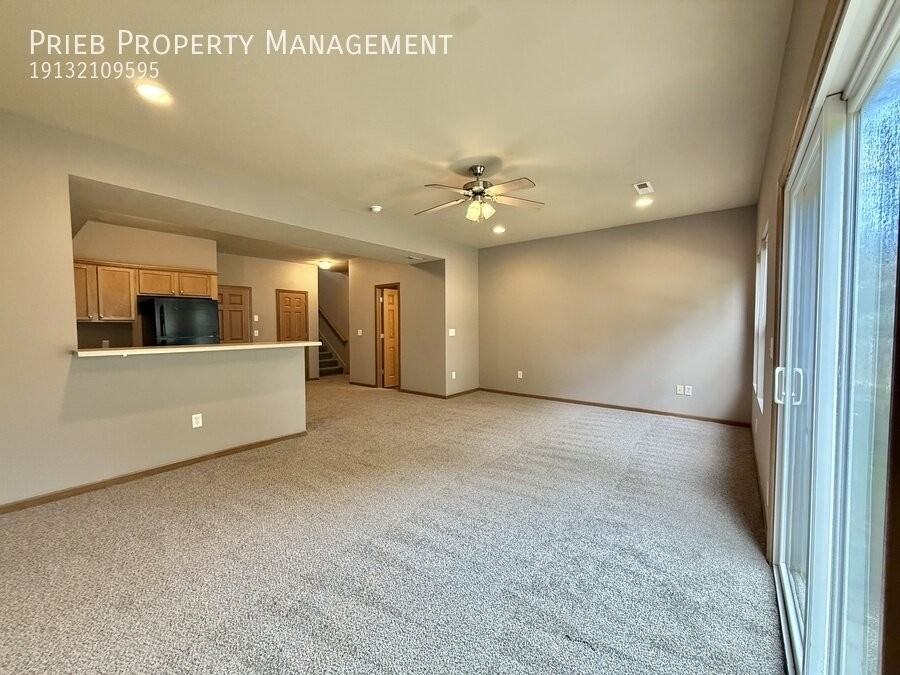 860 S Woodson Ct - Photo 4 of 7