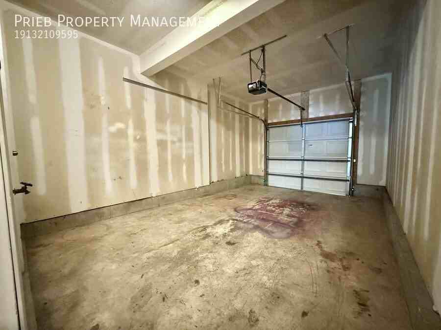 860 S Woodson Ct - Photo 7 of 7