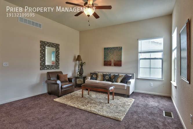 259 N Ferrel St - Photo 2 of 28