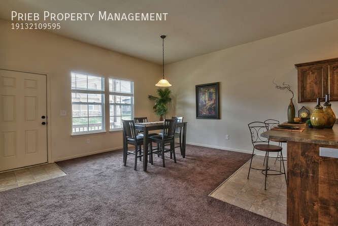 259 N Ferrel St - Photo 7 of 28