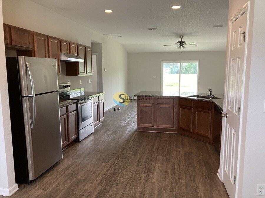 6935 Loris Ln - Photo 2 of 17
