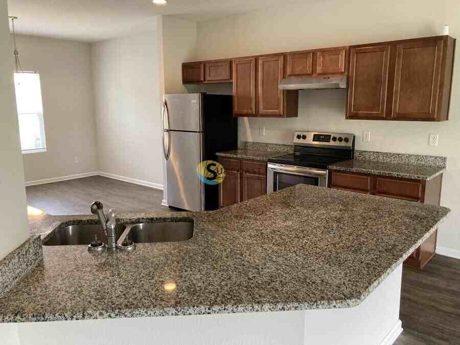 6935 Loris Ln - Photo 4 of 17