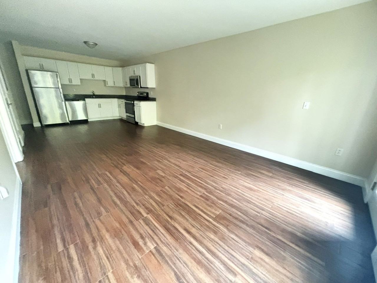 Tulip Ridge Apartments - Photo 3 of 5