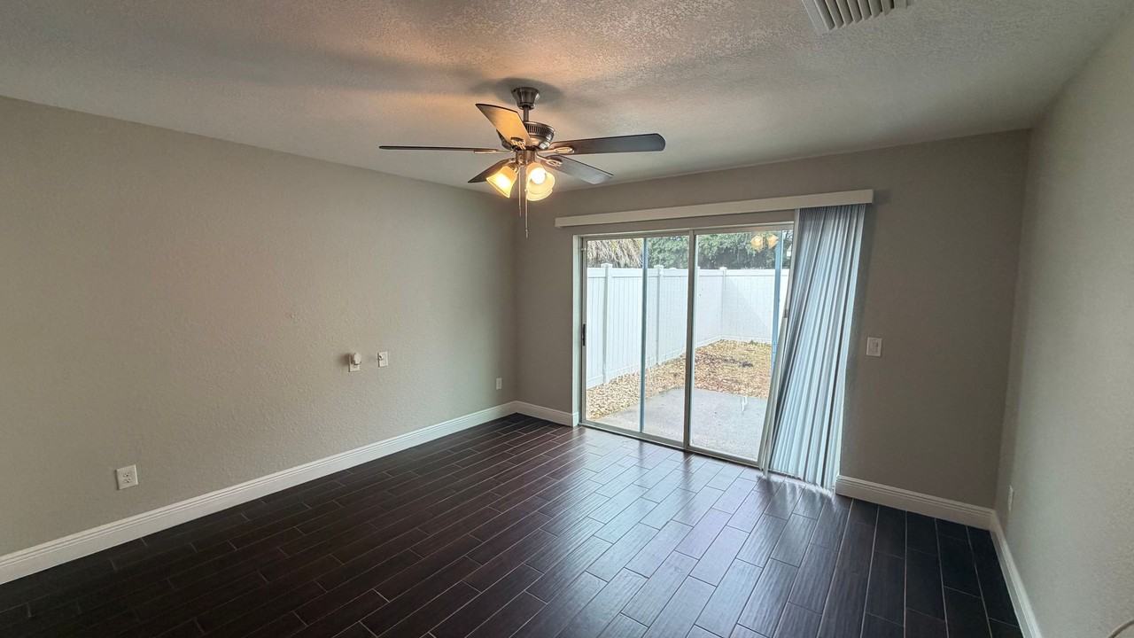 5151 Se 103rd Ln - Photo 6 of 12