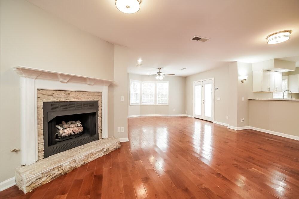 4394 Winding Hollow Way - Photo 4 of 17