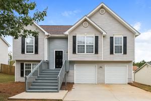 featured image of 3388 Medina Dr