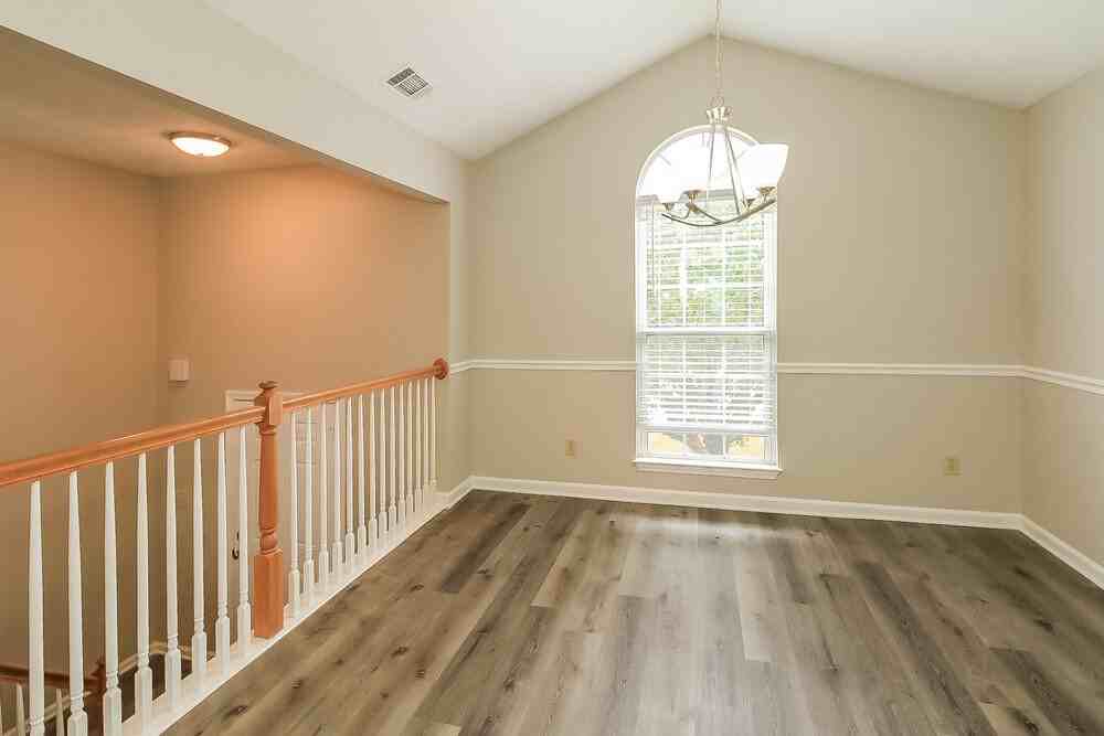3388 Medina Dr - Photo 6 of 17