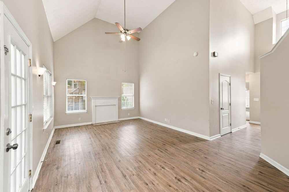 811 Briargrove Dr - Photo 5 of 17